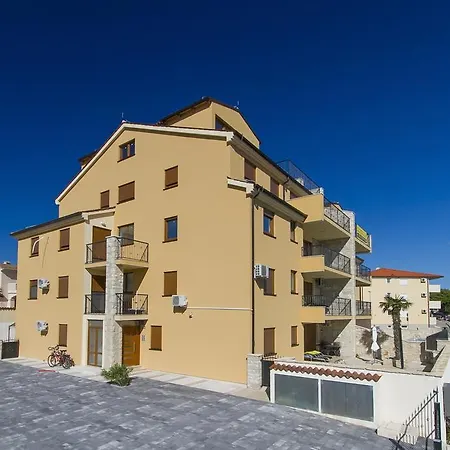 Apartment Spagnolo *