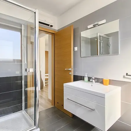 Apartment Spagnolo Liznjan